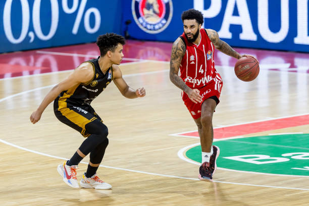 核心地位 核心地位