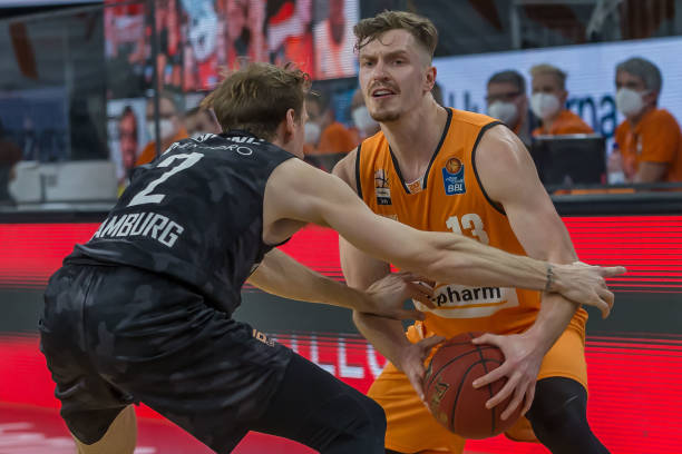 得更为明显 得更为明显